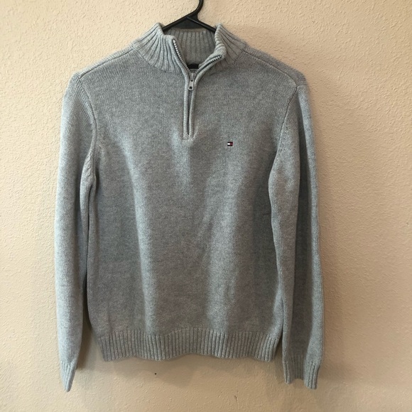 Tommy Hilfiger Big Boy’s Pull Over Gray Sweater Size M (12/14) 100% Cotton - Picture 1 of 12